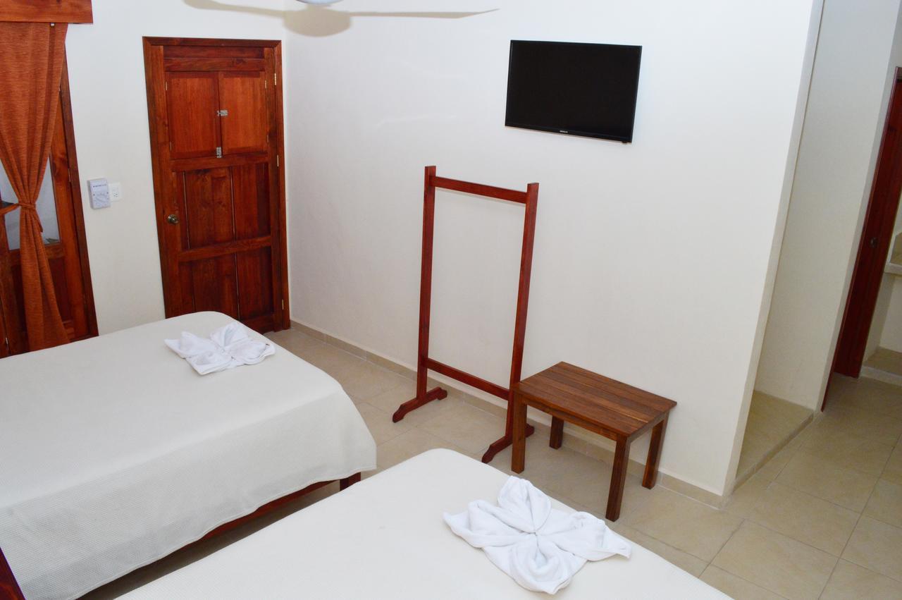 ואיאדוליד Hotel Las Mestizas מראה חיצוני תמונה